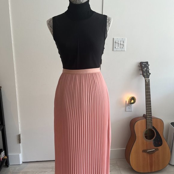 Black, Theory Turtleneck, Size S - Picture 3 of 3